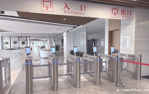 智慧食堂人脸道闸 智慧食堂人脸道闸